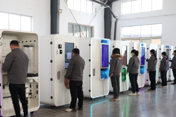 Huaxin Ice Cream Vending Machine with Stable Development Creates Delicious Experience